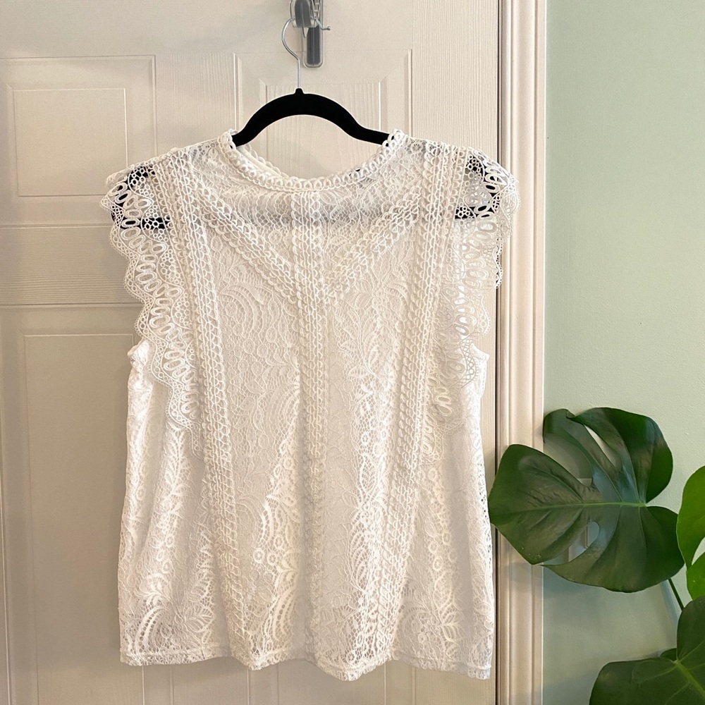CABLE & GAUGE | white embroidery top